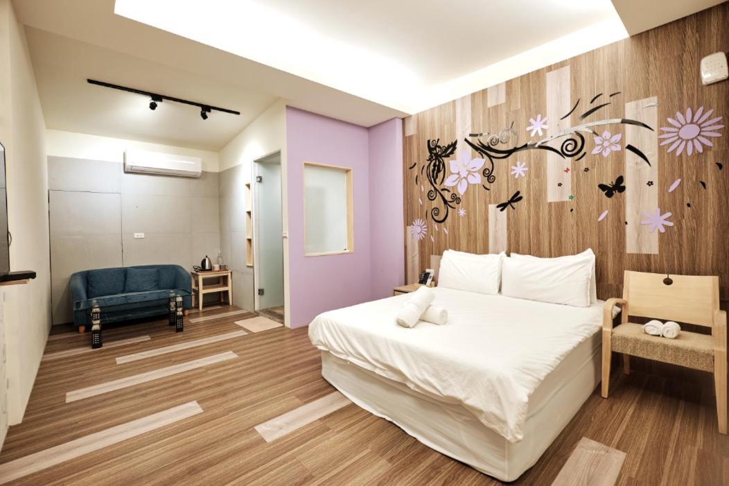小黑琵416輕旅 Little Happy Hostel 台南 外观 照片